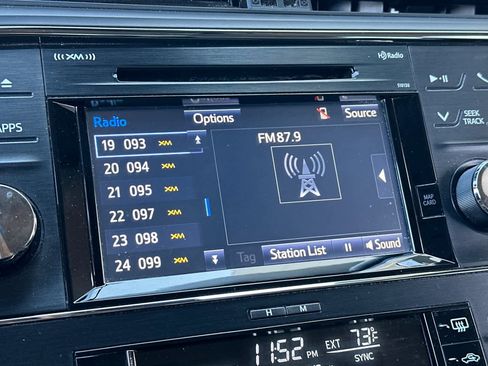 Used 2018 Toyota Avalon Touring w/ Carpet Mat Package image 19