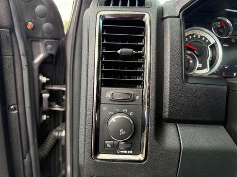 Used 2015 RAM 1500 Sport w/ Sport Premium Group AWD/4WD image 31