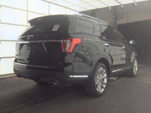 Used 2018 Ford Explorer Limited w/ Ford Safe & Smart Package image 2