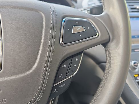 Used 2019 Lincoln MKZ Premiere image 18