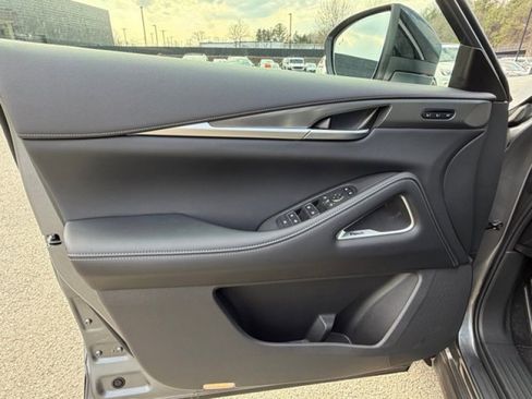 New 2026 INFINITI QX60 Luxe w/ Family Package image 22