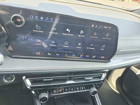 New 2026 Chevrolet Traverse LT w/ Driver Confidence Package FWD image 20