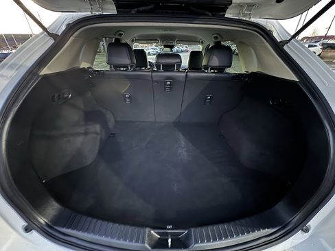 Used 2019 MAZDA CX-5 Touring image 7