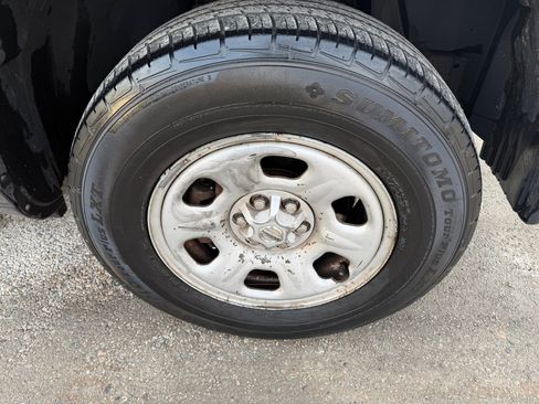 Used 2008 Nissan Xterra X image 8