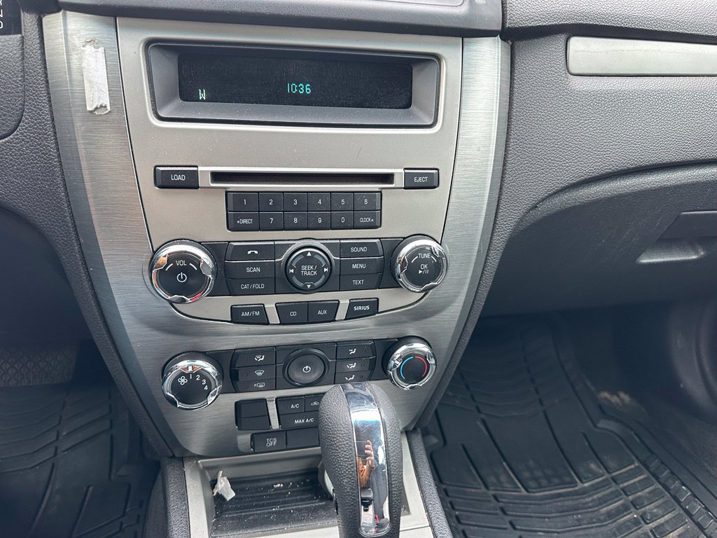 Used 2012 Ford Fusion SE FWD image 25