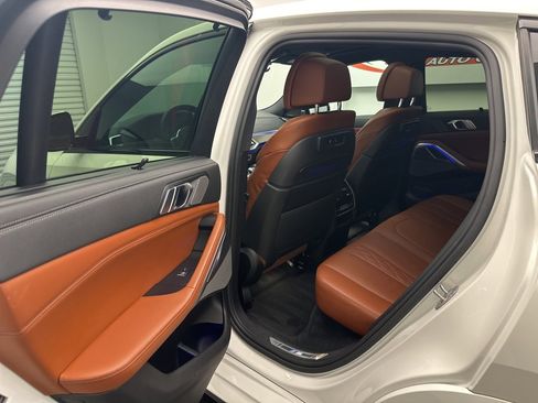Used 2022 BMW X6 M50i w/ Executive Package image 6