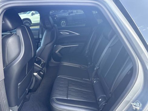 Used 2025 Cadillac Lyriq Sport image 15