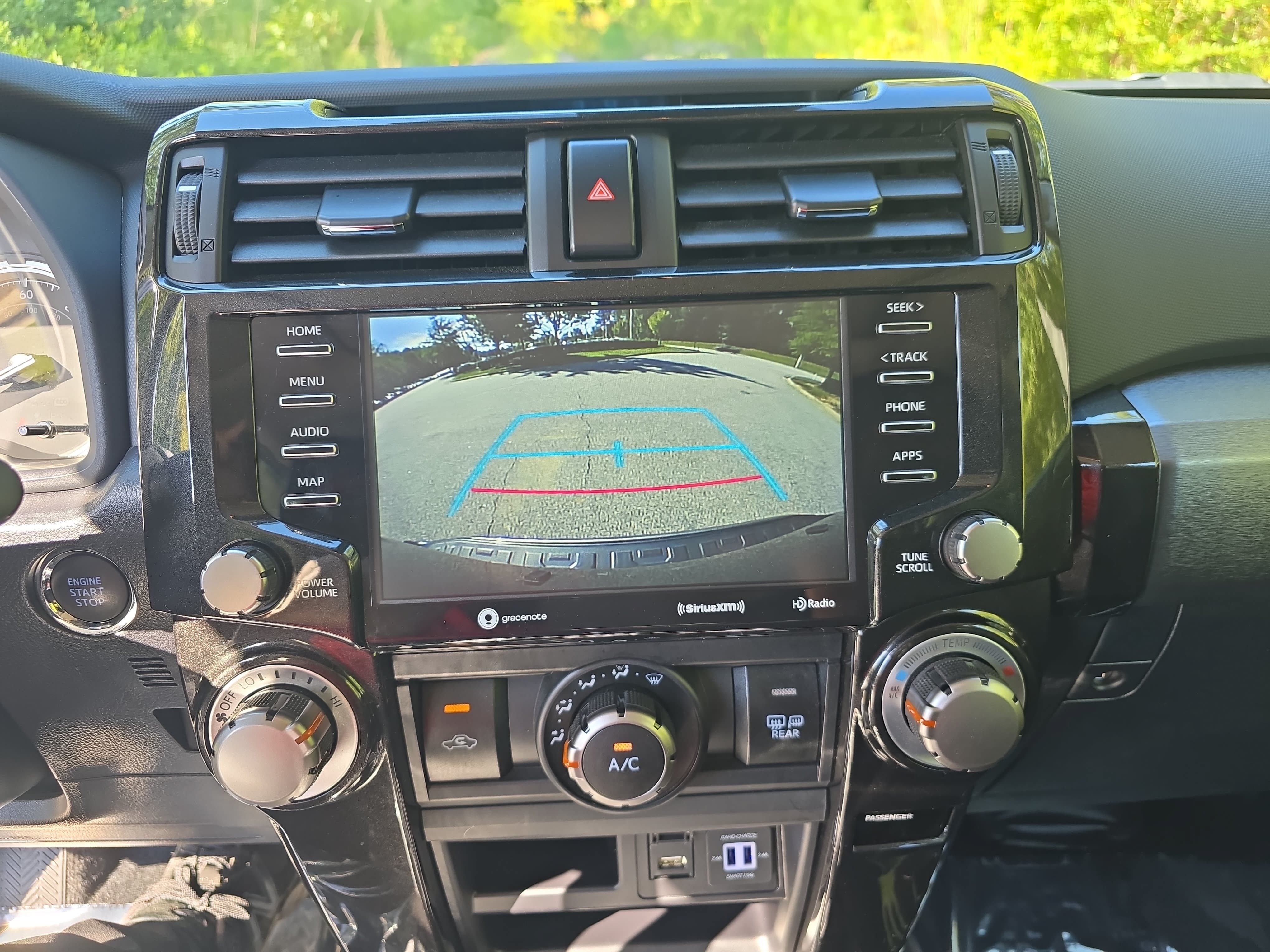 Used 2022 Toyota 4Runner TRD Off-Road Premium w/ Moonroof Package AWD/4WD image 22