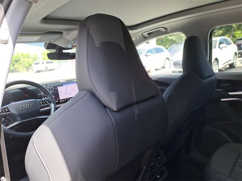 New 2025 Audi Q5 Premium Plus image 26