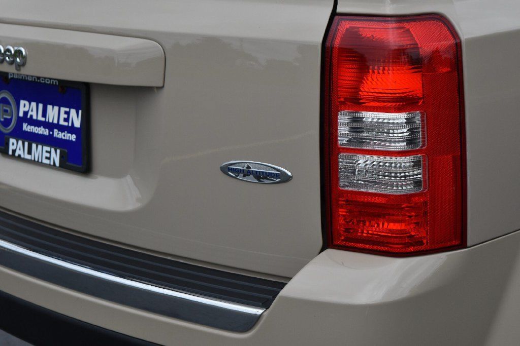 Used 2017 Jeep Patriot High Altitude FWD image 7