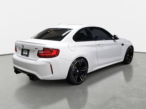 Used 2017 BMW M2 image 5