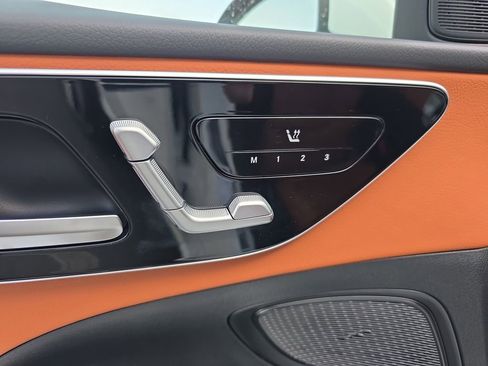 New 2026 Mercedes-Benz C 300 4MATIC Sedan image 13