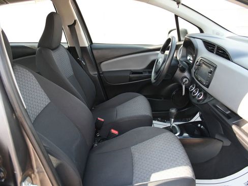 Used 2015 Toyota Yaris L FWD image 8