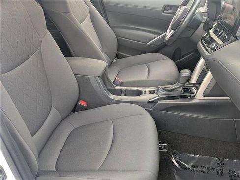 Used 2023 Toyota Corolla Cross LE image 18