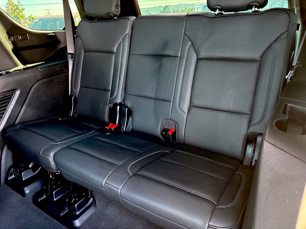 Used 2025 GMC Yukon Denali w/ Sun & Power Step Package AWD/4WD image 14