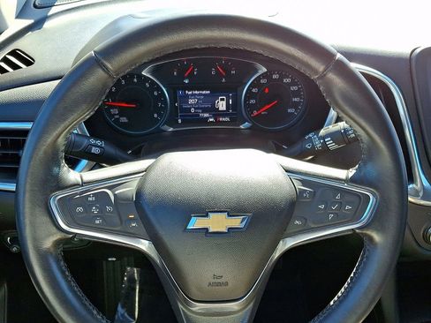 Certified 2020 Chevrolet Equinox LT w/ Driver Convenience Package image 19