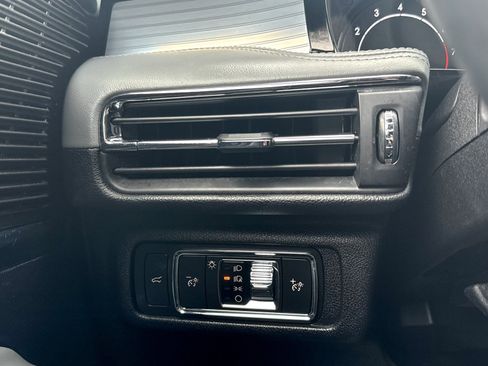 Certified 2022 Lincoln Corsair Standard w/ Equipment Group 101A image 42