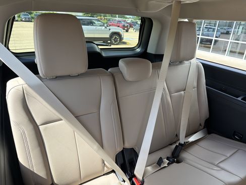 Used 2023 Ford Expedition Max XLT RWD image 9