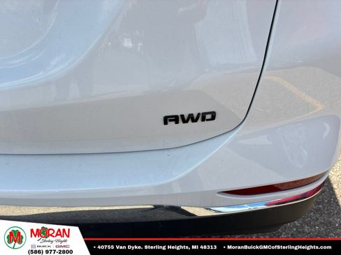 Certified 2018 Chevrolet Equinox LT w/ Redline Edition AWD/4WD image 5