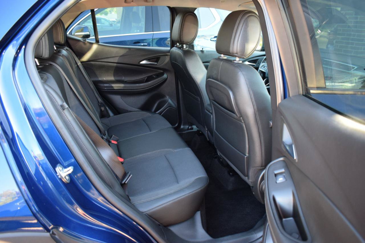 Used 2023 Buick Encore GX Preferred w/ Cold Weather Comfort Package FWD image 34