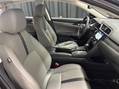 Used 2016 Honda Civic Touring image 33