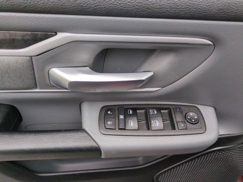Used 2022 RAM 1500 Big Horn AWD/4WD image 12
