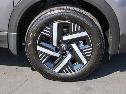 New 2026 Nissan Kicks SV image 10