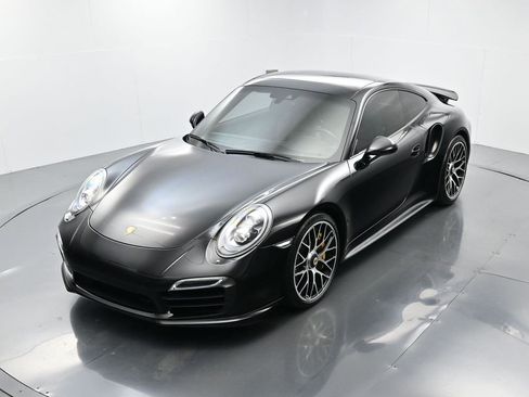 Used 2014 Porsche 911 Turbo S image 31