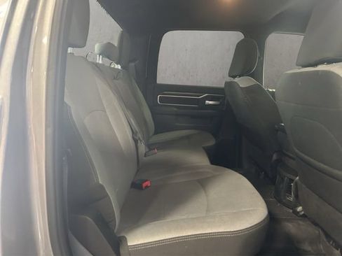 Used 2024 RAM 2500 Big Horn w/ Heated Seats & Wheel Group AWD/4WD image 25