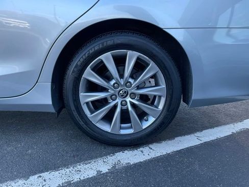 Used 2015 Toyota Camry XLE FWD image 32