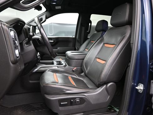 Used 2020 GMC Sierra 1500 AT4 w/ Off-Road Performance Package AWD/4WD image 2