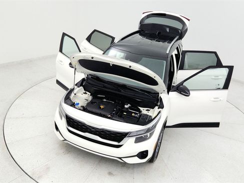Used 2023 Kia Seltos S FWD image 40