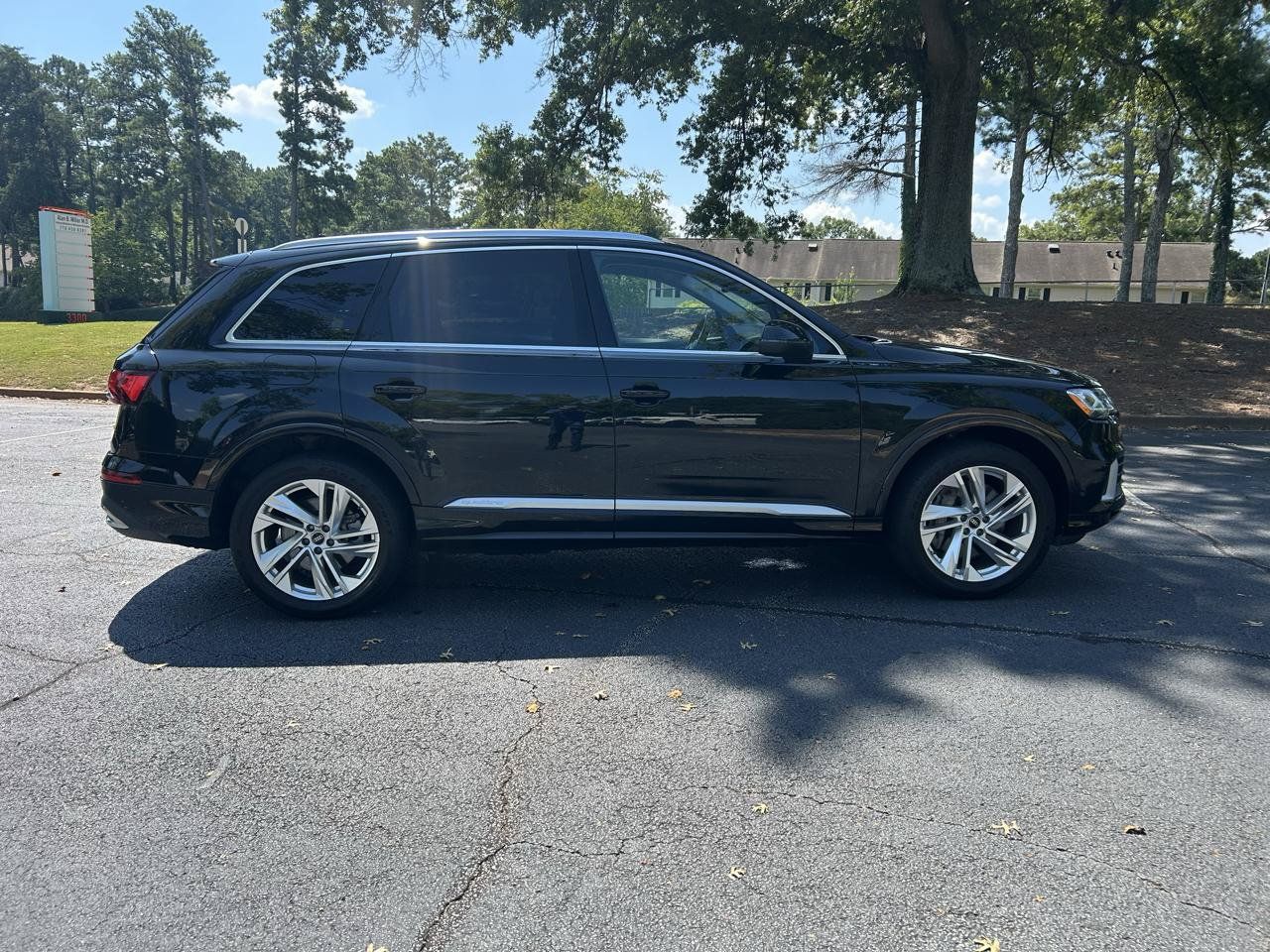 Used 2022 Audi Q7 3.0T Premium Plus AWD/4WD image 6