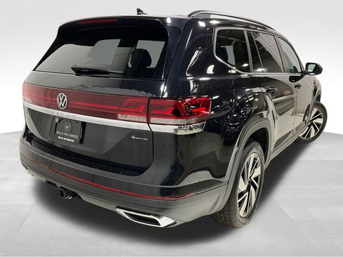 Used 2025 Volkswagen Atlas SE image 10