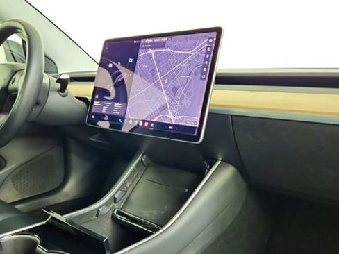 Used 2019 Tesla Model 3 RWD image 29