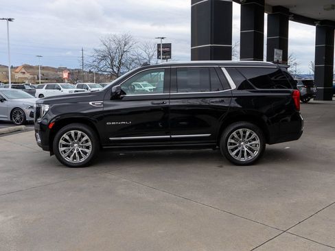 Certified 2024 GMC Yukon Denali AWD/4WD image 4