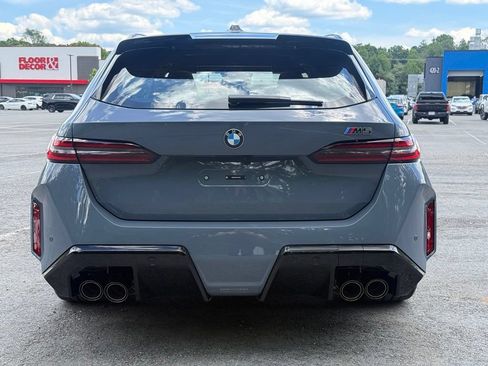 New 2027 BMW M5 Touring AWD/4WD image 5