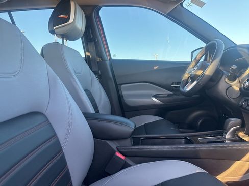 Certified 2023 Nissan Kicks SR w/ SR Premium Package image 10