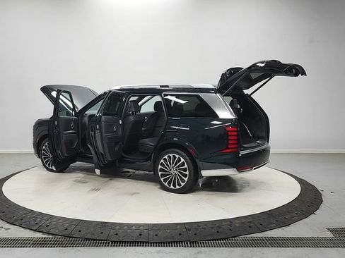 Used 2026 Hyundai Palisade Calligraphy FWD image 14