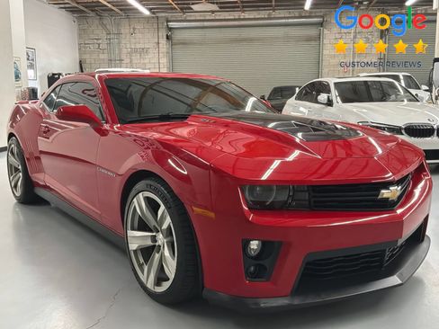 Used 2013 Chevrolet Camaro ZL1 RWD image 5