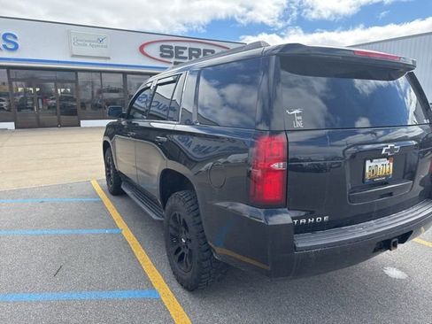 Used 2018 Chevrolet Tahoe LS w/ Enhanced Driver Alert Package image 9