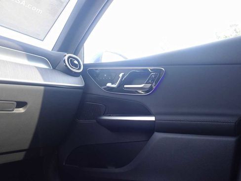 New 2026 Mercedes-Benz GLC 300 4MATIC image 45