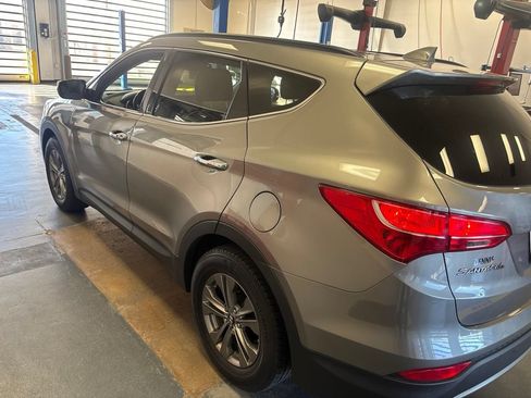 Used 2014 Hyundai Santa Fe Sport w/ Technology Package 04 AWD/4WD image 8
