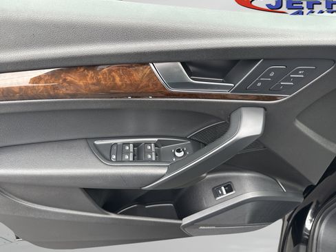 Used 2018 Audi Q5 2.0T Premium Plus w/ Premium Plus Package image 20