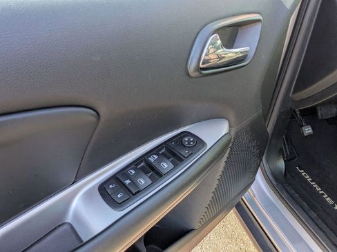 Used 2015 Dodge Journey American Value Package w/ Flexible Seating Group image 11