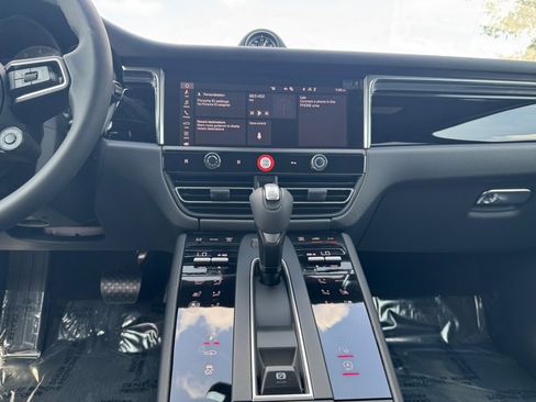 New 2025 Porsche Macan S image 16
