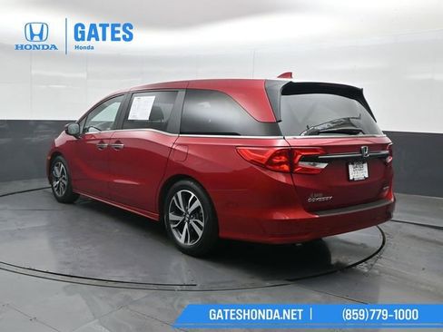 Certified 2024 Honda Odyssey Touring image 8