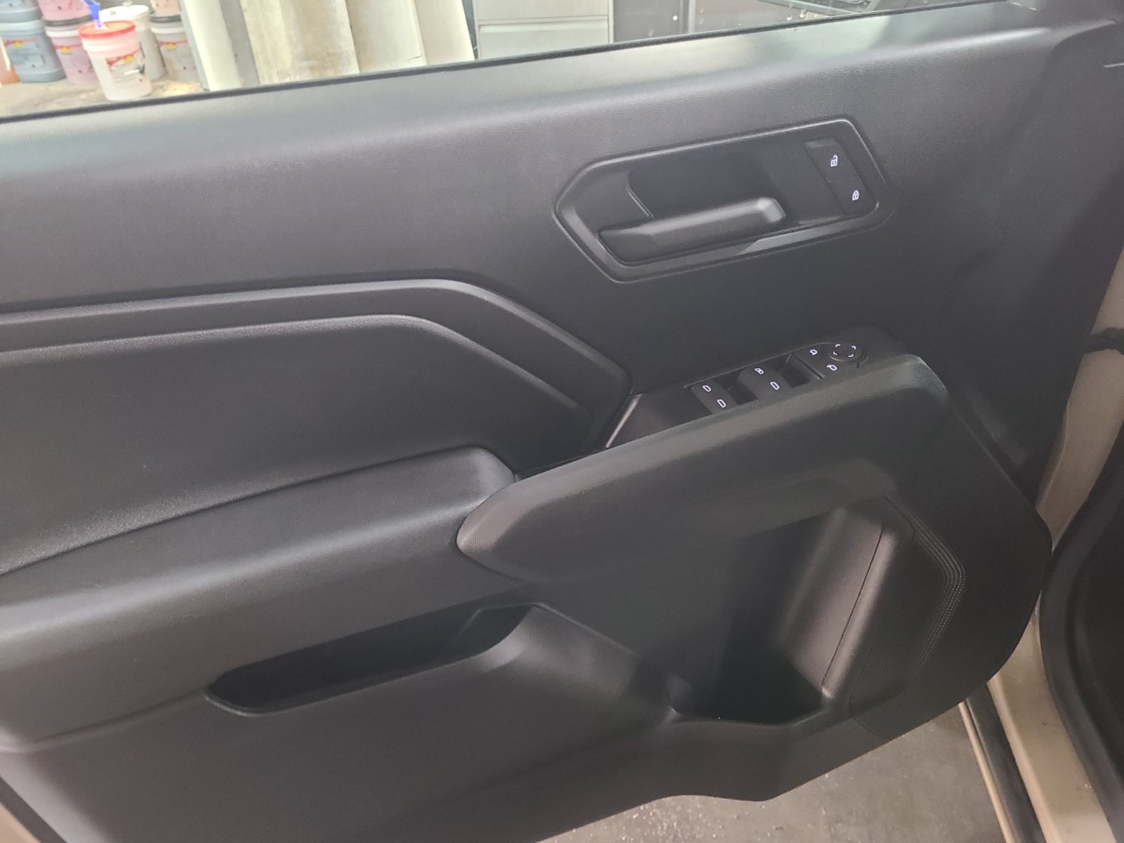 Used 2024 Chevrolet Colorado Trail Boss w/ Technology Package AWD/4WD image 13