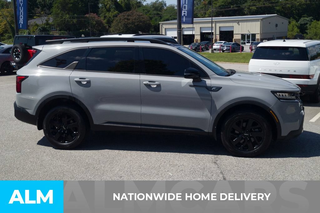 Used 2023 Kia Sorento S w/ Panoramic Sunroof Package AWD/4WD image 4