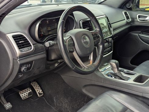 Used 2020 Jeep Grand Cherokee Limited image 13